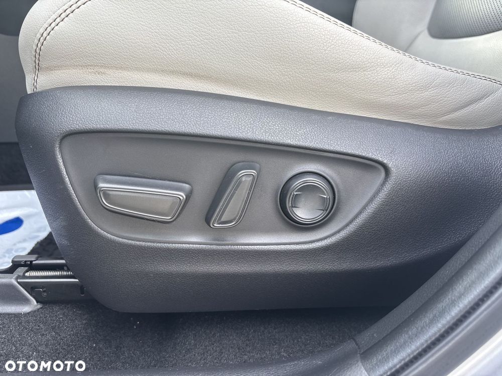 Toyota RAV4 2.5 Hybrid Executive 4x2 - 11