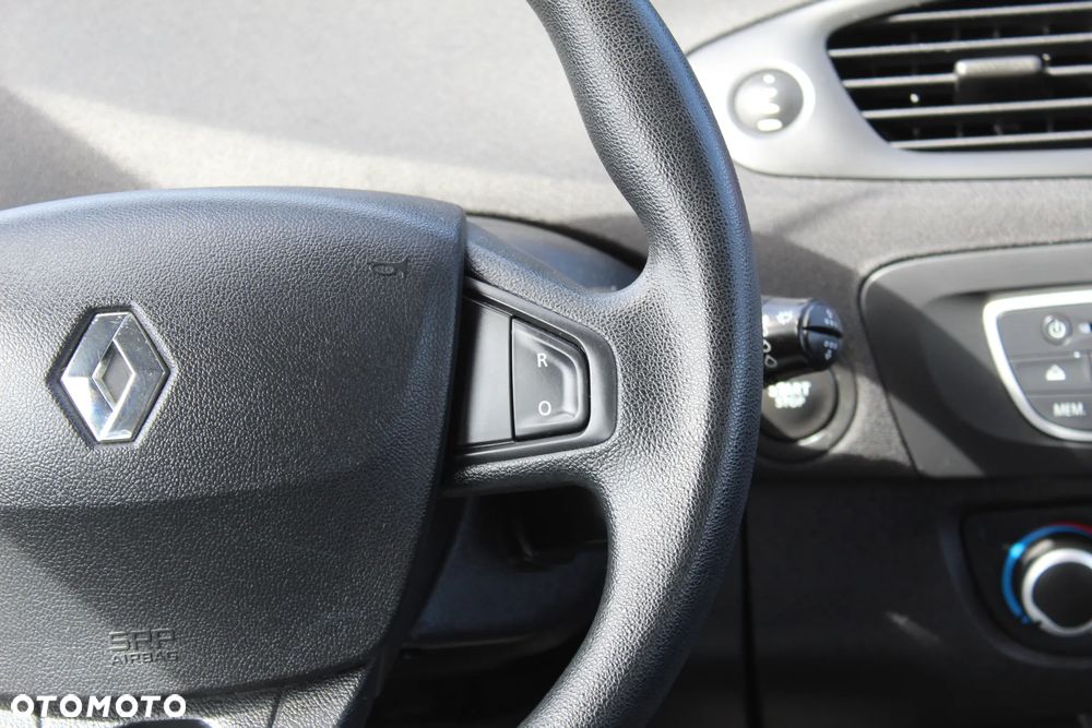 Renault Scenic dCi 110 Expression - 23