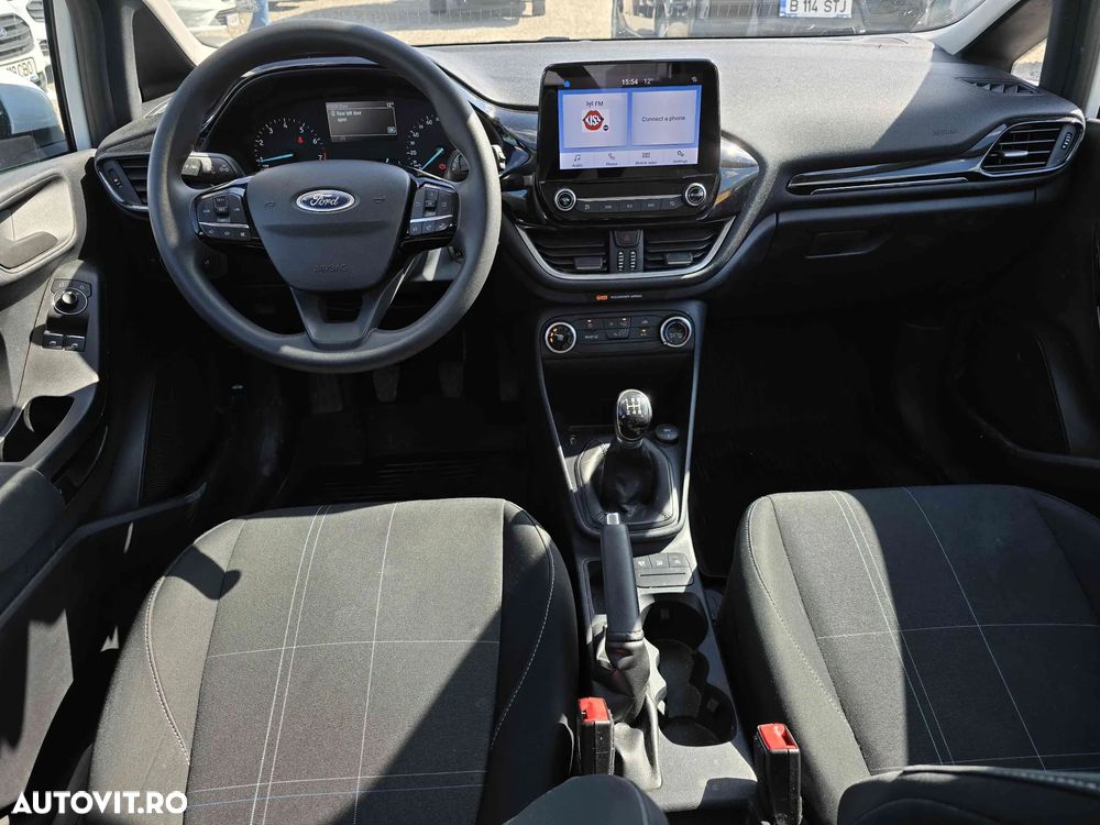 Ford Fiesta - 11