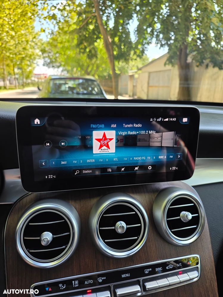 Mercedes-Benz GLC 220 d 4MATIC - 11