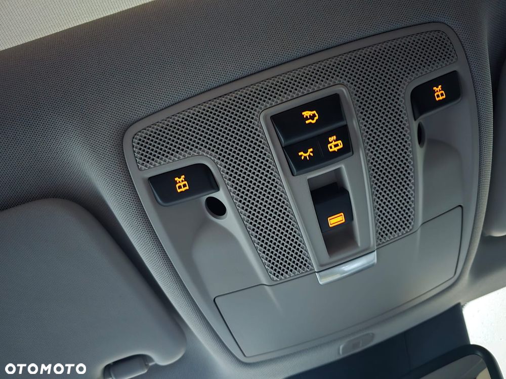 Mercedes-Benz CLA 220 d 7G-DCT - 16