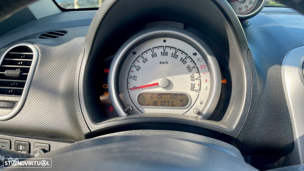 Opel Agila 1.0 Essentia - 13