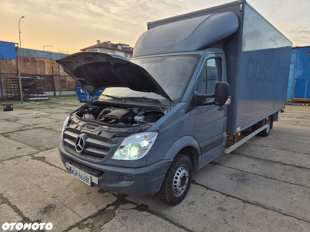 Mercedes-Benz Sprinter - 4