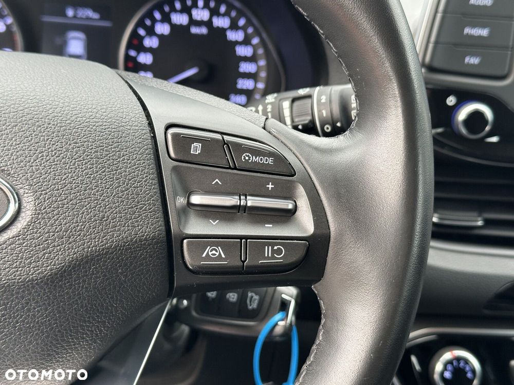 Hyundai i30 1.5 DPI Classic + - 19