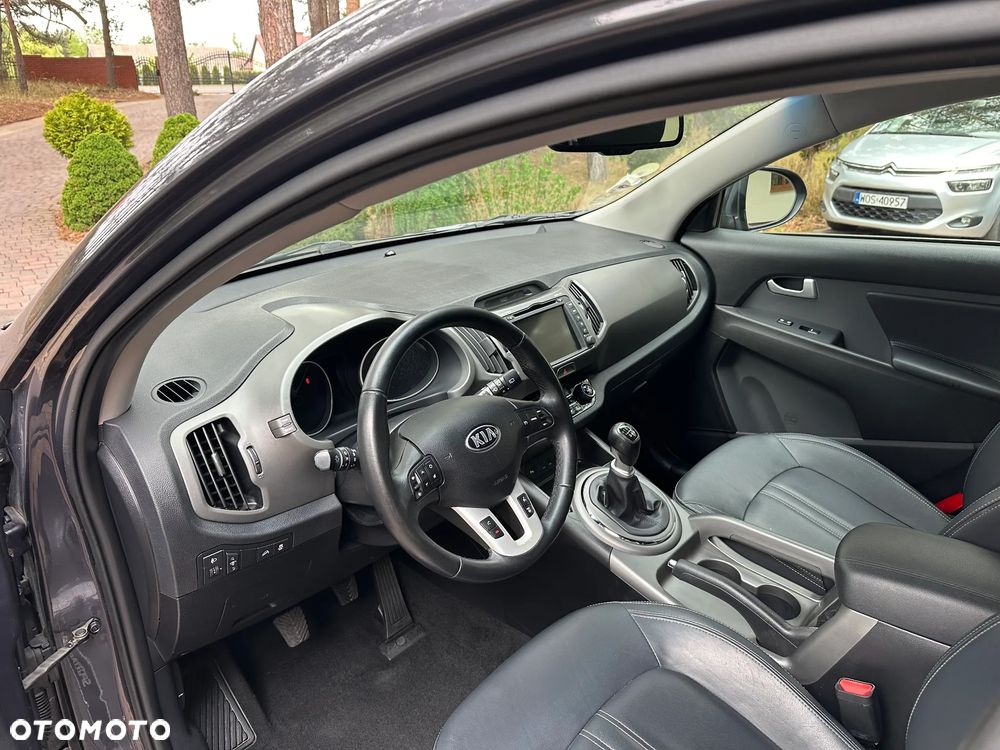 Kia Sportage 1.7 CRDI 2WD ISG Dream-Team Edition - 17
