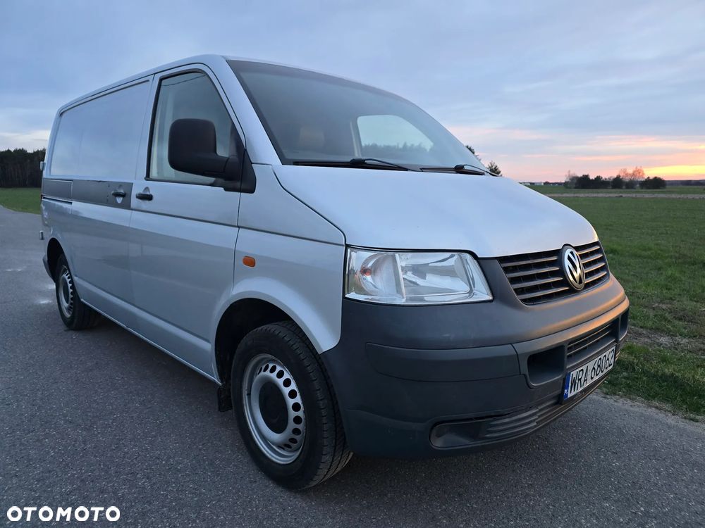 Volkswagen Transporter - 8