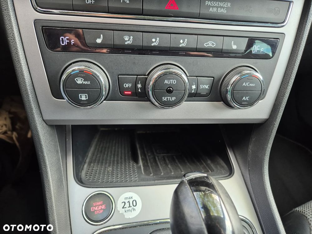 Seat Leon 2.0 TDI DPF Start&Stop DSG XCELLENCE - 19