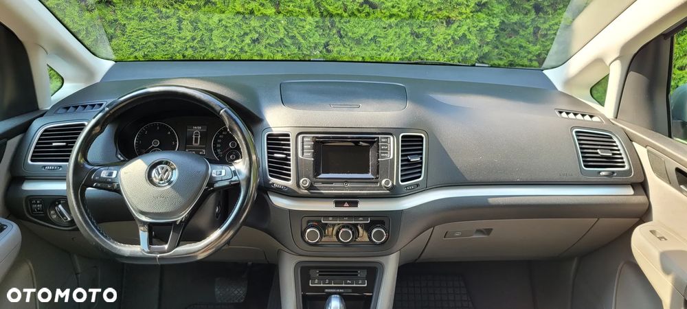 Volkswagen Sharan - 11