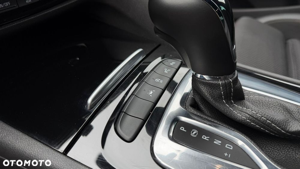 Opel Insignia 2.0 T Elegance S&S - 14