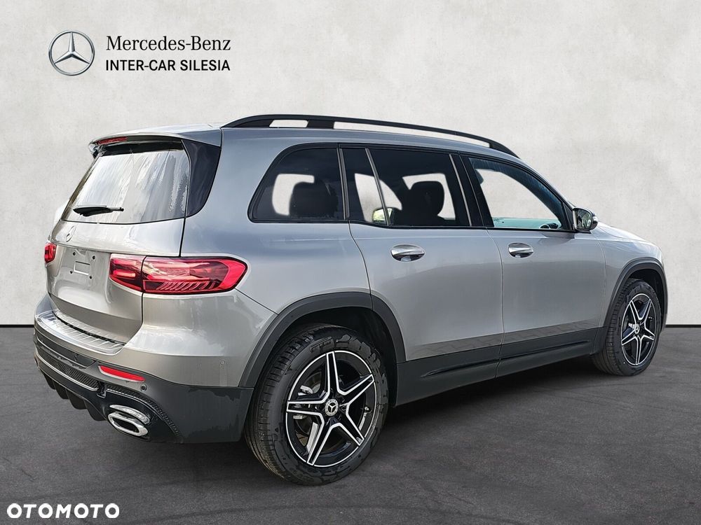 Mercedes-Benz GLB - 5