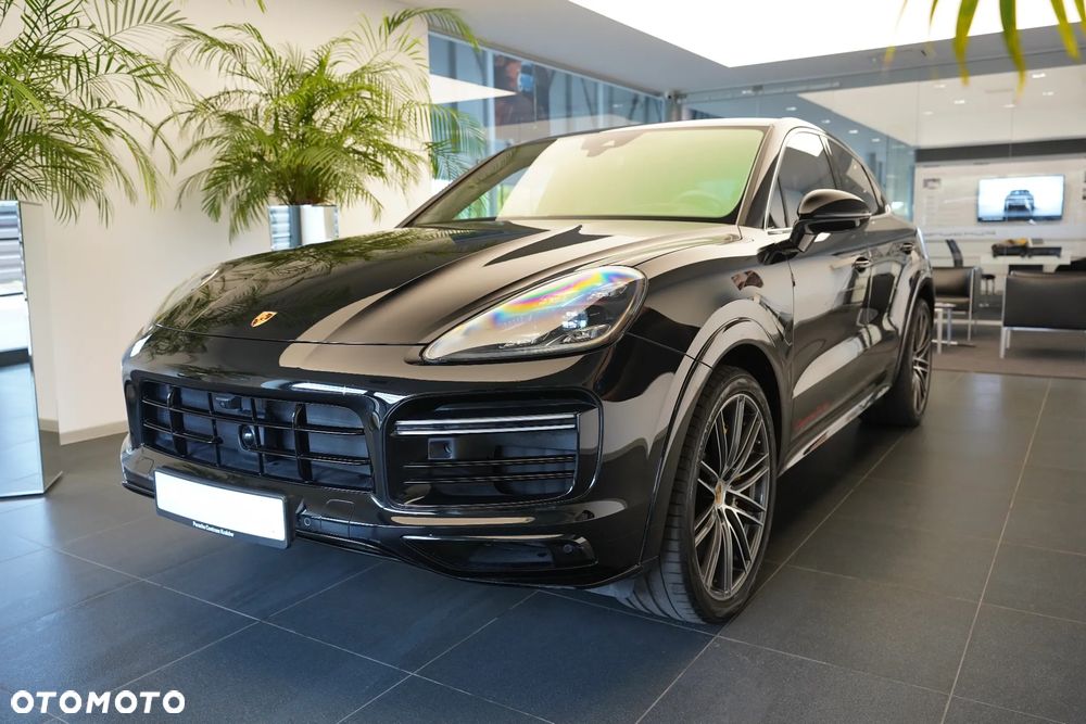 Porsche Cayenne Coupe Turbo - 11