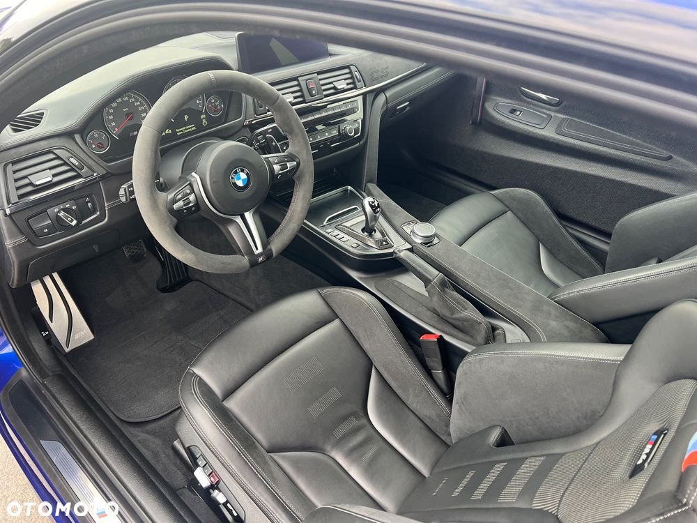 BMW M4 Coupe DKG Competition - 9