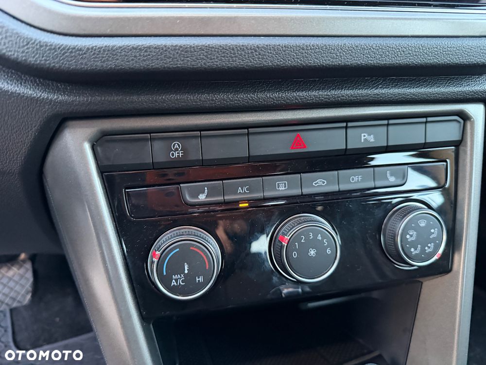 Volkswagen T-Roc 2.0 TDI SCR 4MOTION DSG ACTIVE - 23