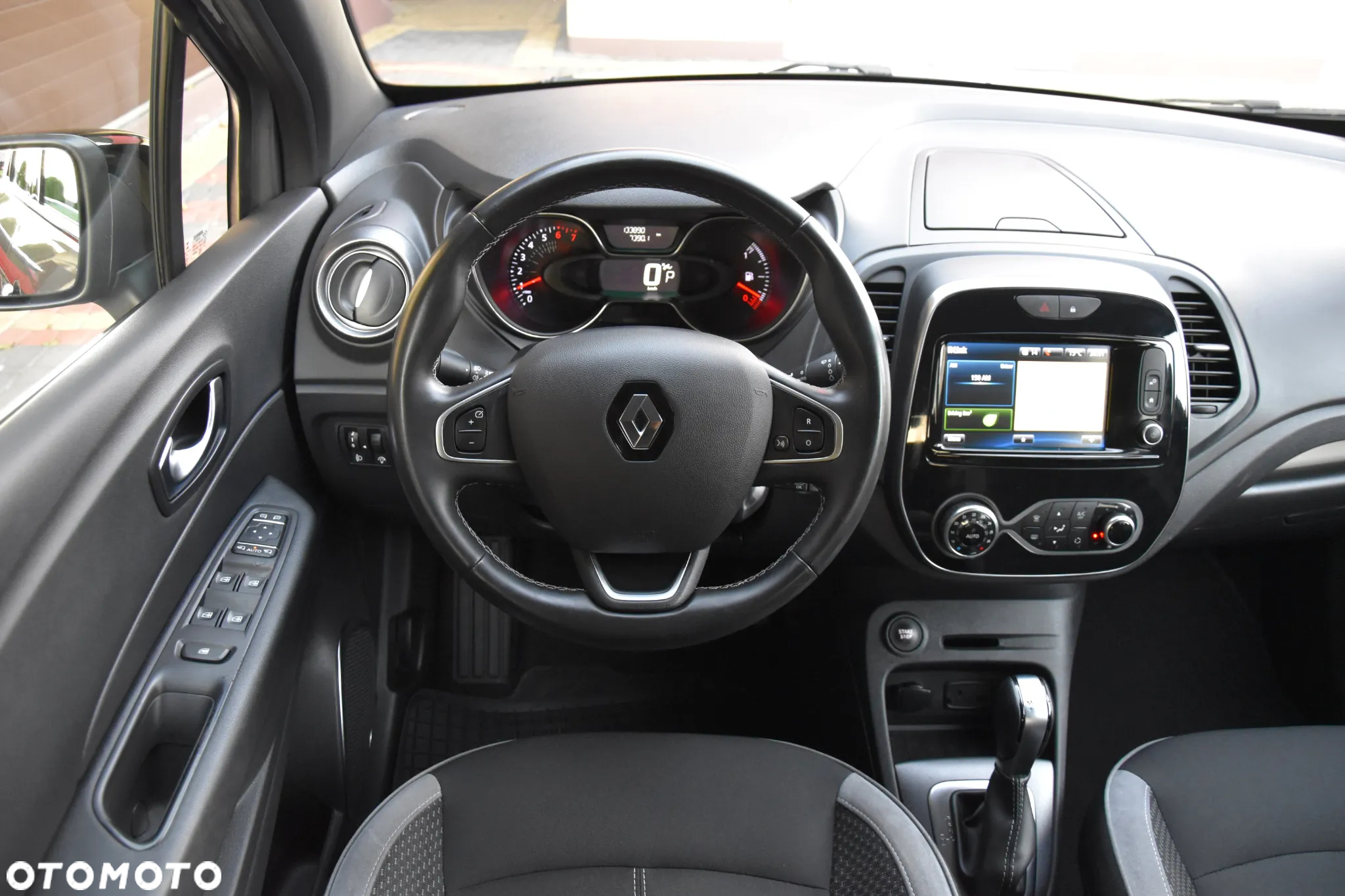 Renault Captur ENERGY TCe 120 EDC Bose Edition - 19