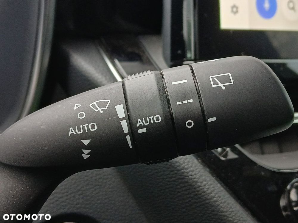 Toyota Corolla 1.8 Hybrid Style - 30