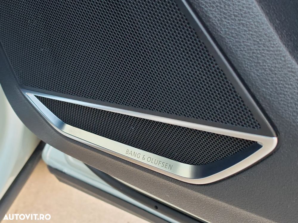 Audi Q3 Sportback 2.0 45 TFSI quattro S tronic S Line - 28