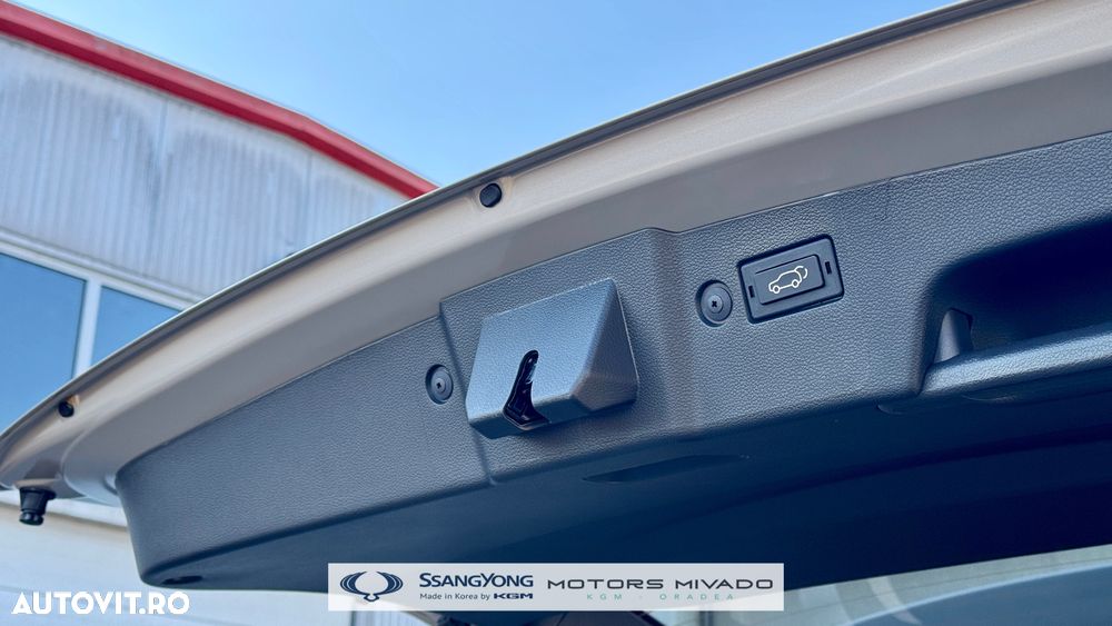 SsangYong Torres EVX 73.4 kWh Premium - 11