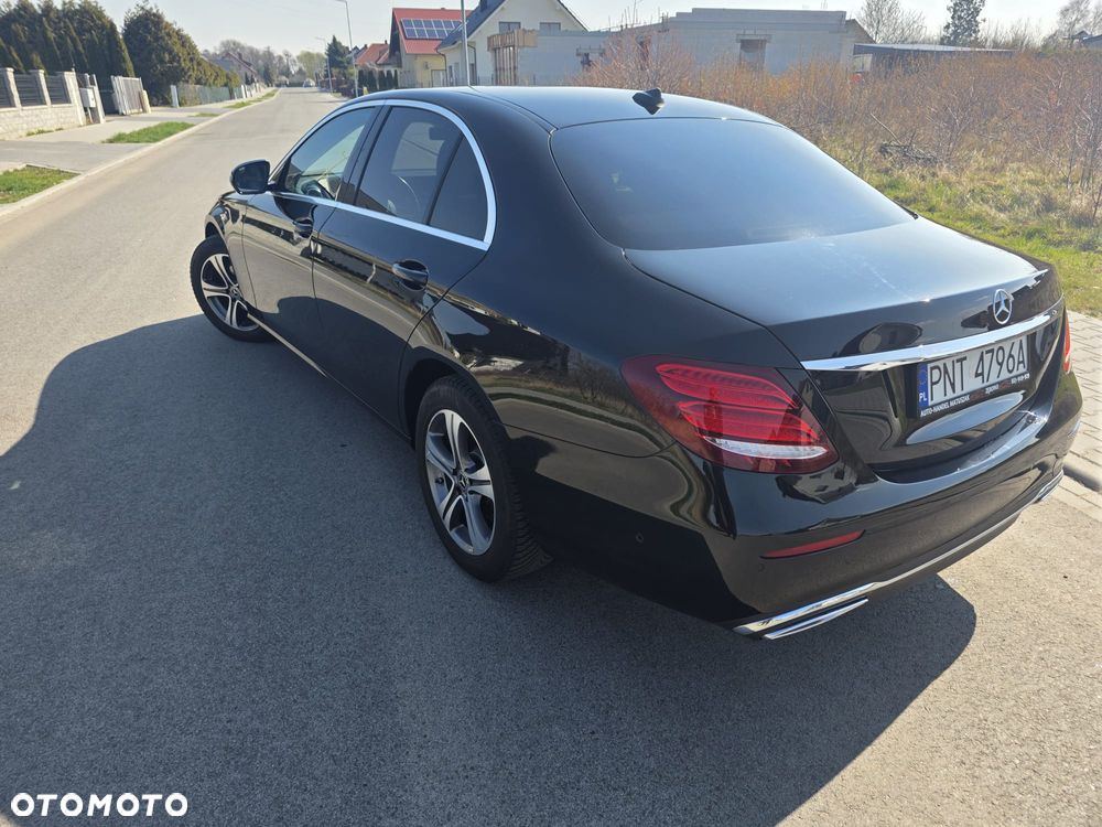 Mercedes-Benz Klasa E 220 d Avantgarde - 5