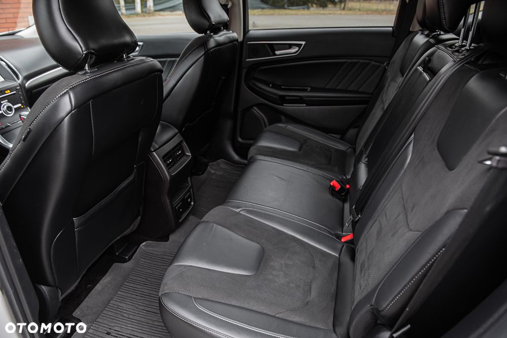 Ford Edge 2.0 TDCi Bi-Turbo 4x4 Titanium - 29