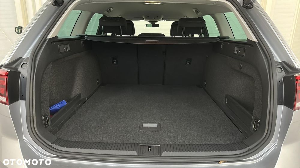 Volkswagen Passat 1.5 TSI EVO Business DSG - 21