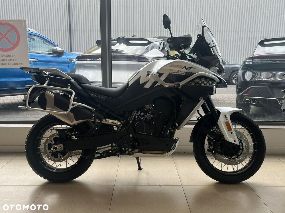 CFMoto MT - 2