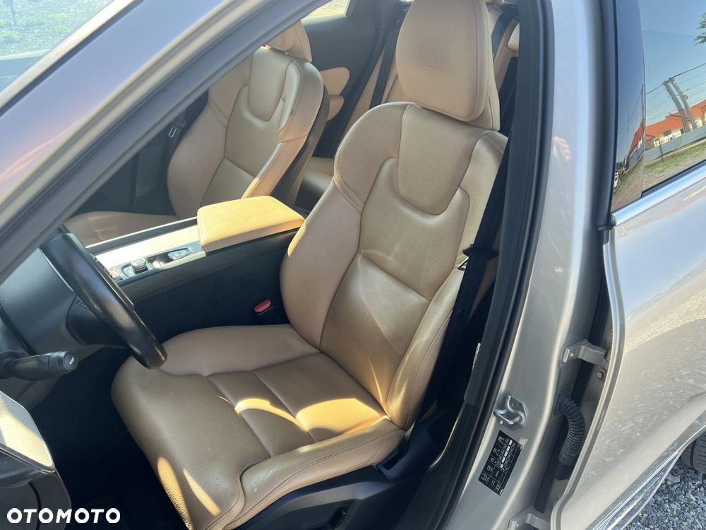 Volvo XC 60 - 14