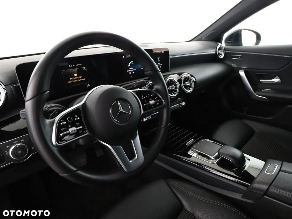 Mercedes-Benz Klasa A 200 7G-DCT - 15