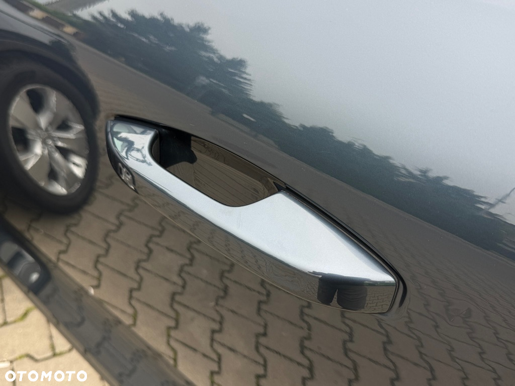 Volvo XC 40 T3 Momentum Pro - 17