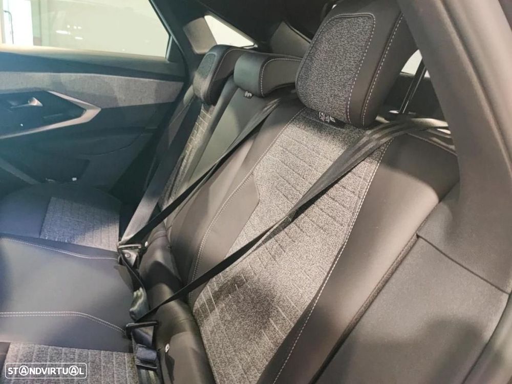 Peugeot E-3008 2025 photo 3