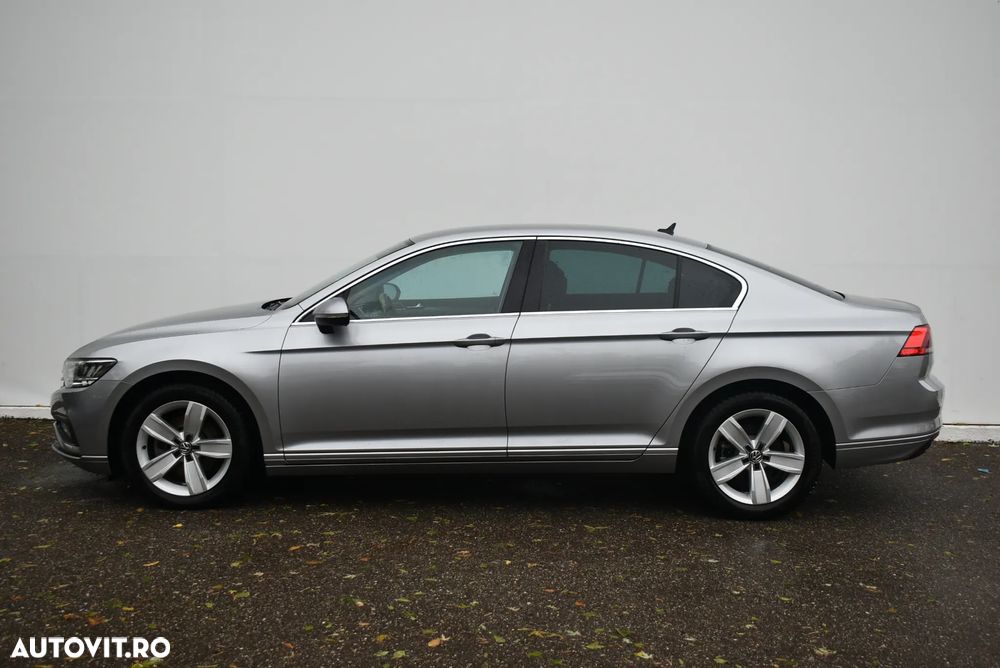 Volkswagen Passat 2.0 TDI DSG Comfortline - 2