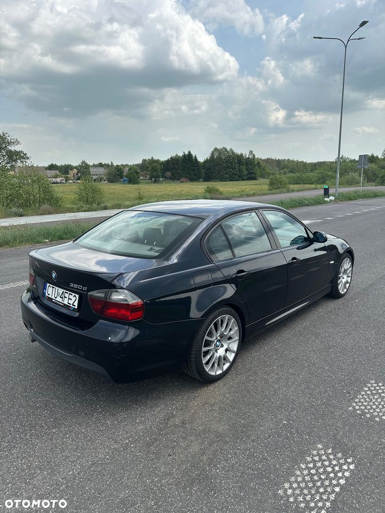 BMW Seria 3 320d - 4
