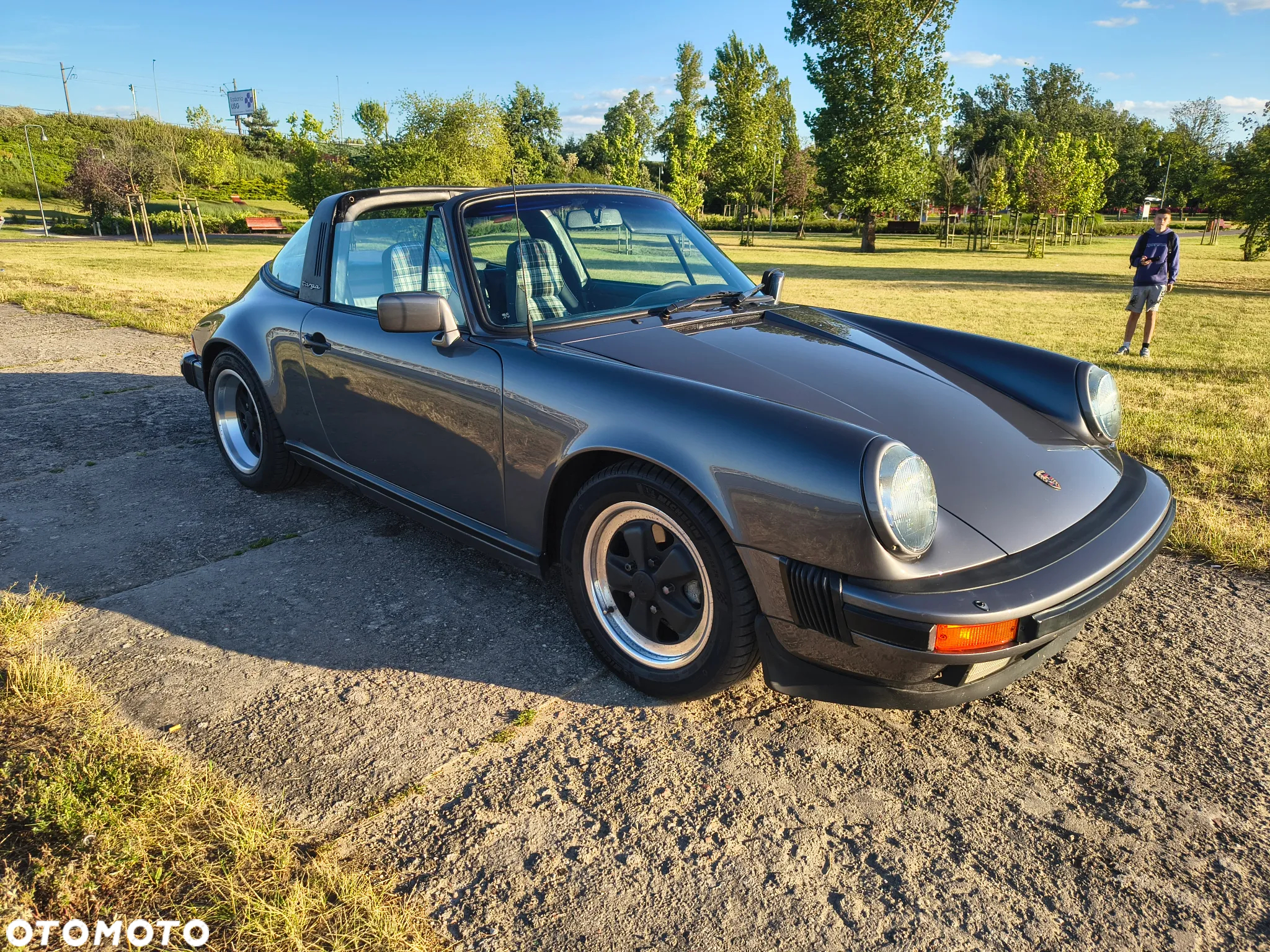 Porsche 911 Carrera 2 Targa - 7