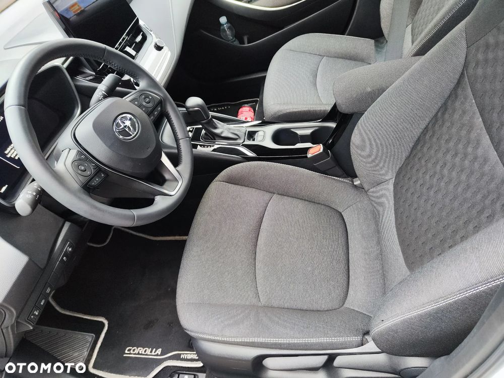 Toyota Corolla 1.8 Hybrid Comfort - 6
