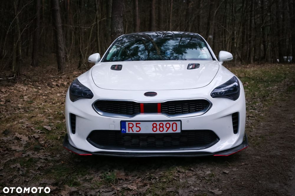 Kia Stinger 2.0 T-GDI GT Line - 18