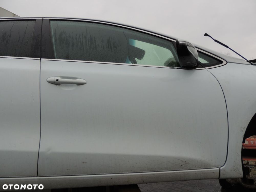 Drzwi prawy przód KIA CEED II '14 5D - 1