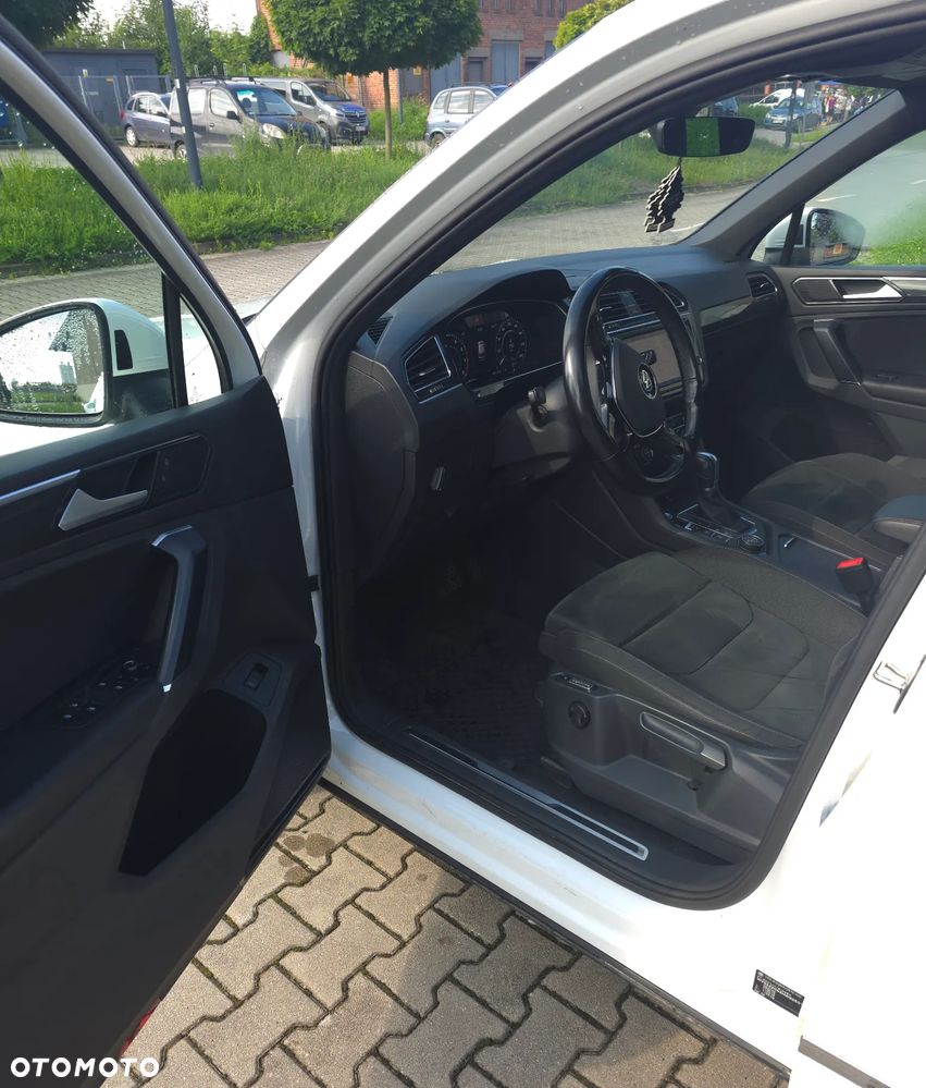 Volkswagen Tiguan 2.0 TSI 4Mot R-Style DSG - 16