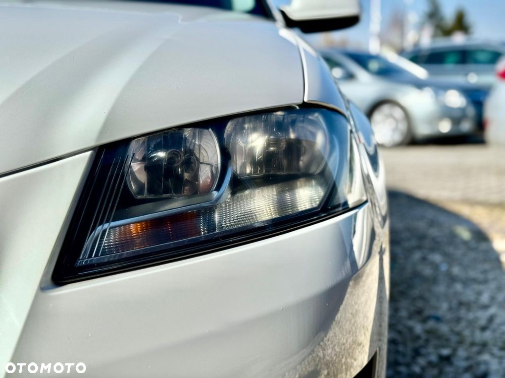 Audi A3 Sportback 1.6 TDI DPF Attraction - 12