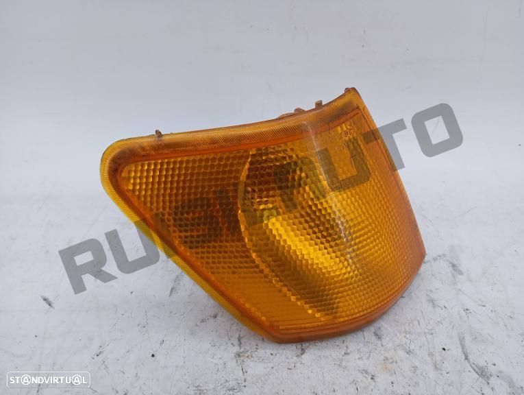 Farolim Pisca Frente Direito  Ford Fiesta Iii [1989_1996] 1.8 D - 1