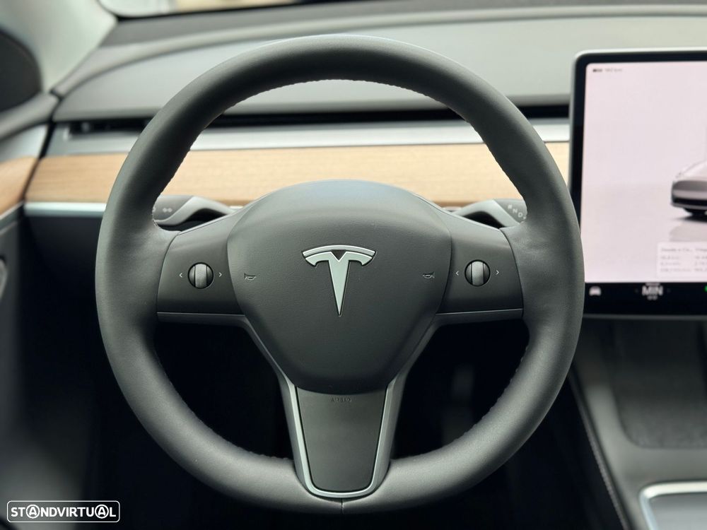 Tesla Model Y Long Range Tração Traseira - 18