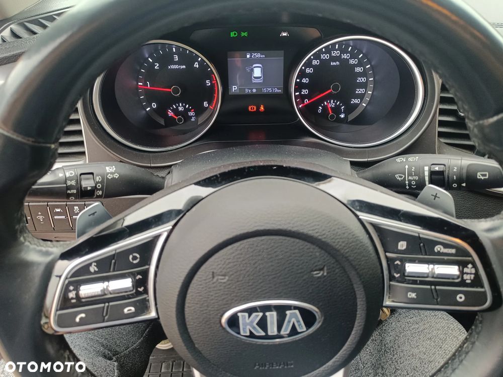 Kia Ceed 1.6 CRDi SCR M DCT - 32