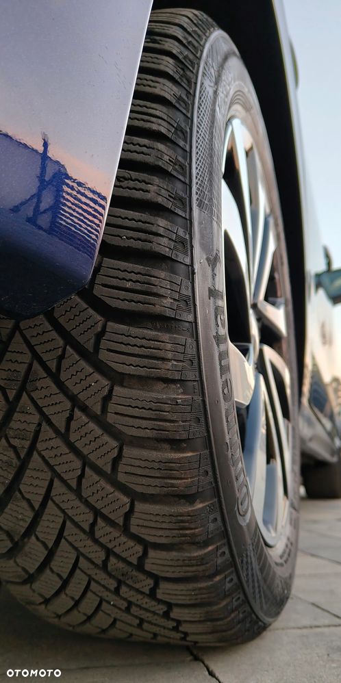 Volkswagen Golf - 34