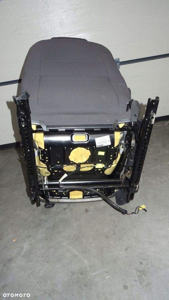 Fotele kanapa VW Golf 6 VI HB 5D materiał - 5