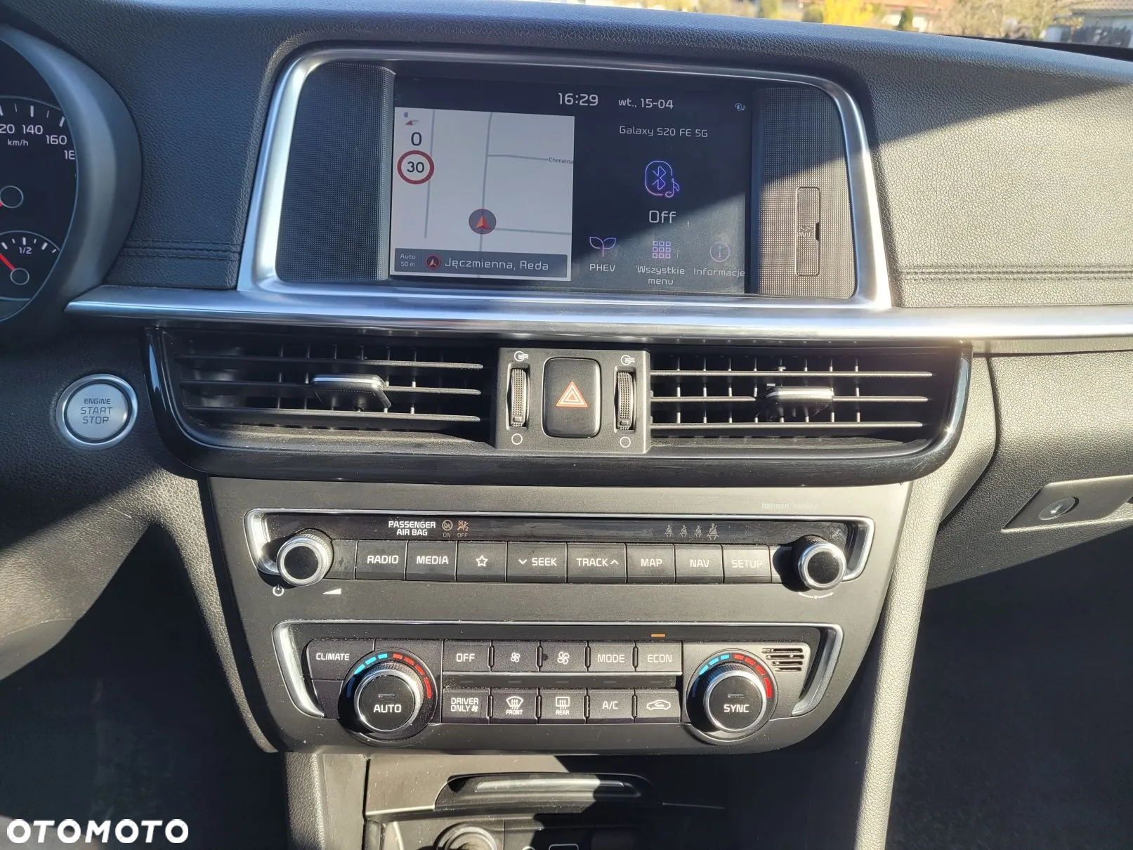 Kia Optima Plug-in Hybrid - 9
