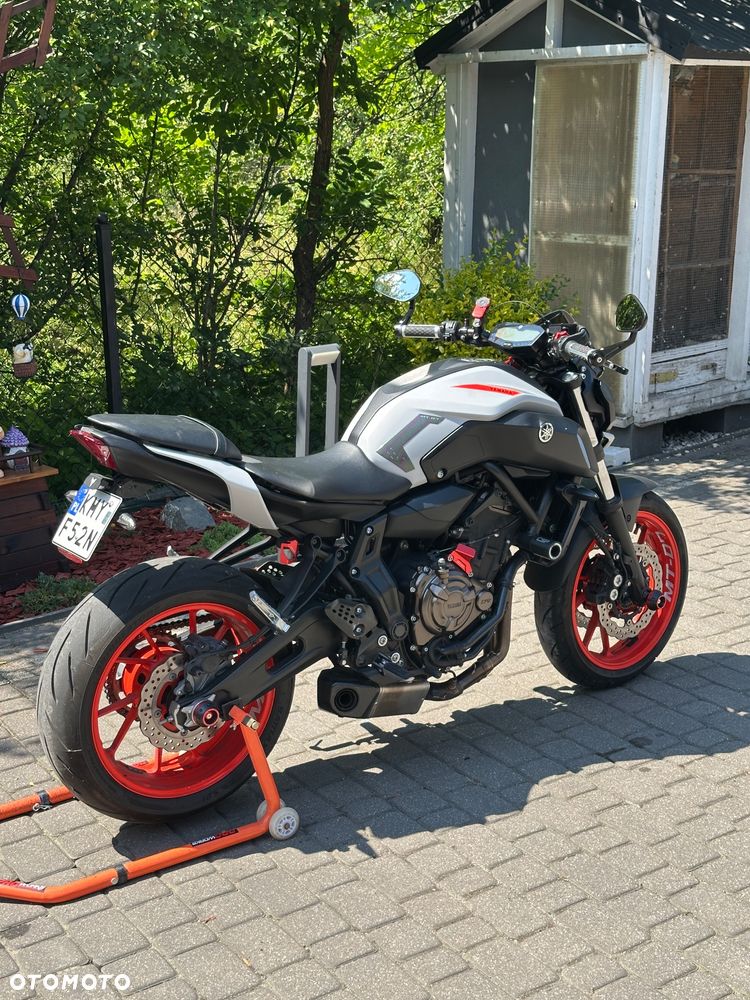 Yamaha MT - 4