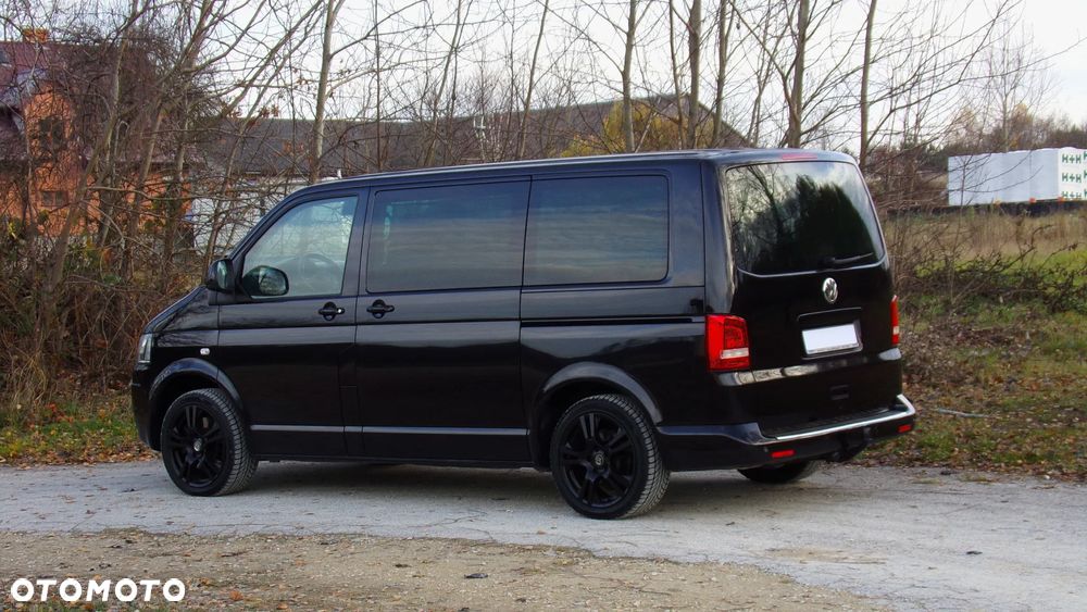 Volkswagen Multivan - 10