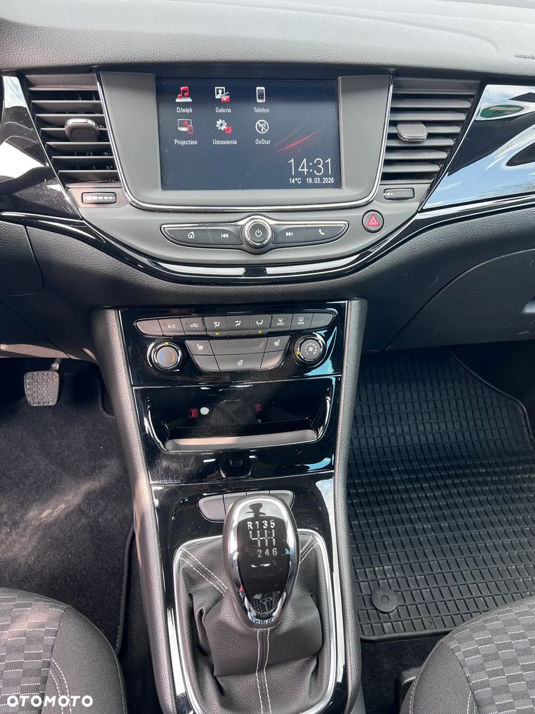 Opel Astra 1.4 Turbo Business - 12