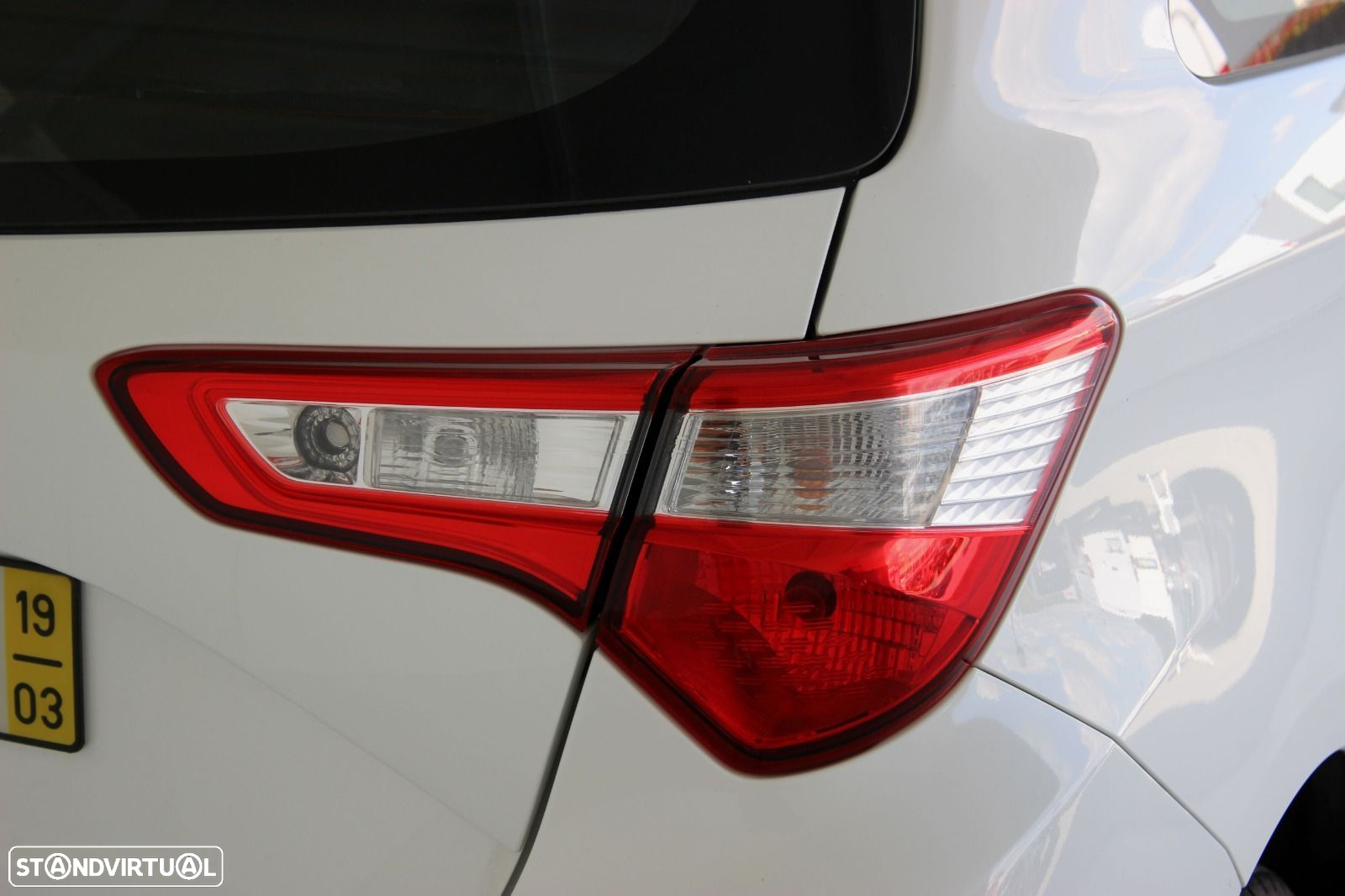 Toyota Yaris 1.4 D-4D ACtive - 9