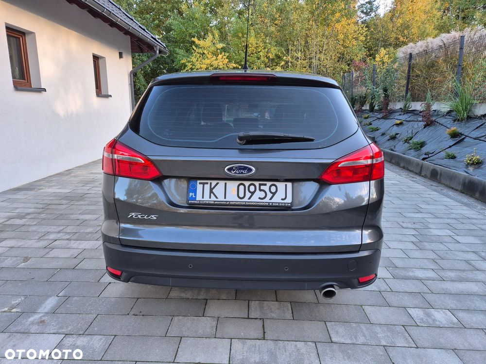 Ford Focus 2016 photo 3