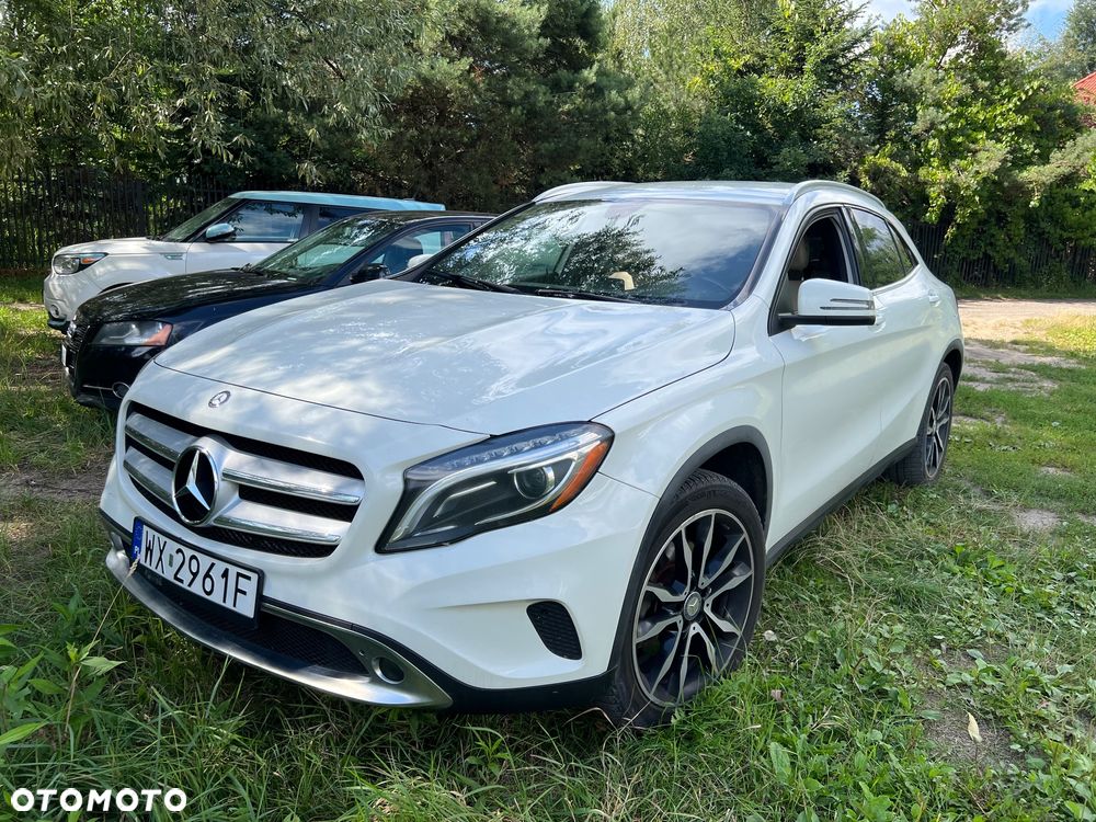 Mercedes-Benz GLA 250 4-Matic - 14