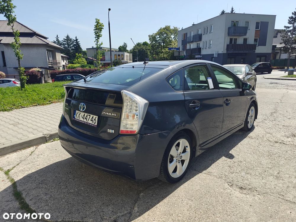 Toyota Prius - 6